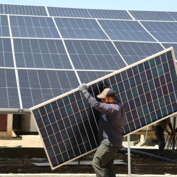 New solar energy in Dêrik: Construction of the solar powered well