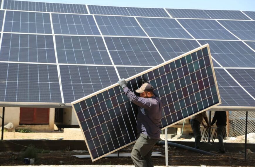 New solar energy in Dêrik: Construction of the solar powered well